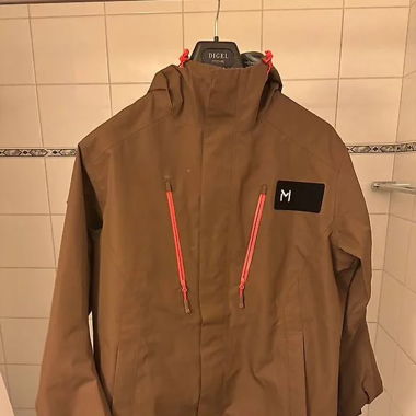 Norwegische Outdoor Jacke von Lars Monsen