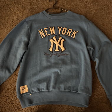 New Era Sweatshirt