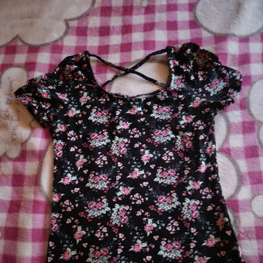 Blumiges Shirt