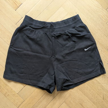 Short Nike noirs taille XL