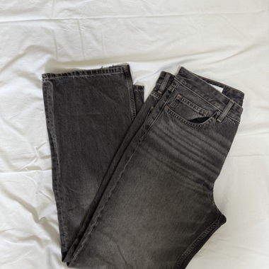 Jeans dritti grigi slavati