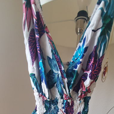 4 Summer dresses Size M or UK 12