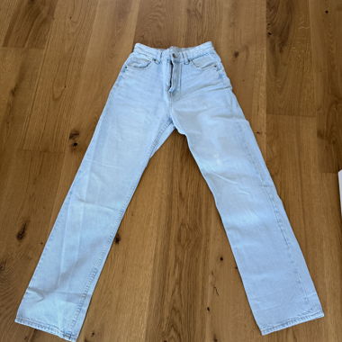 Jeans in Hellblau