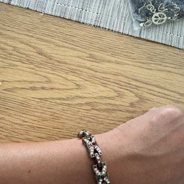 Bracelet