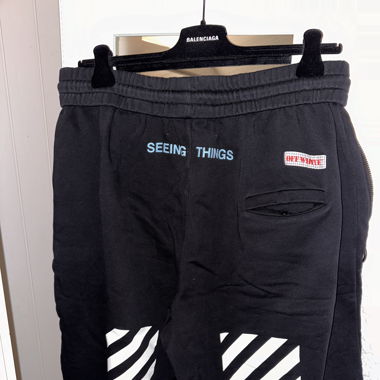 OFF-WHITE shorts