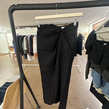 Gonna nera H&M EUR 34