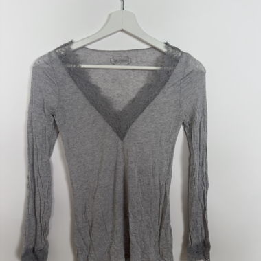 Grey Lace Long-Sleeve Top