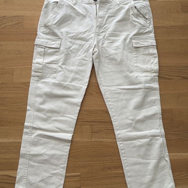 Weisse Cargohose