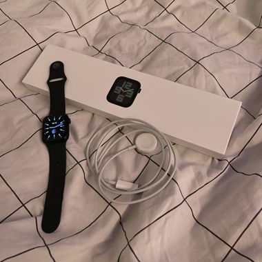 Apple Watch SE (2023)