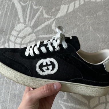 Gucci Sneakers / Shoes g75