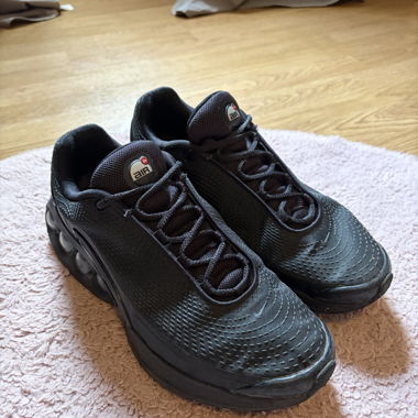 Nike Air Max DN - 44.5