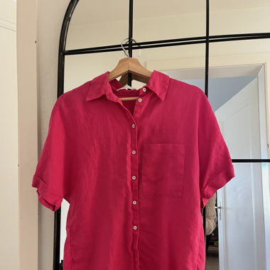 Pink shirt