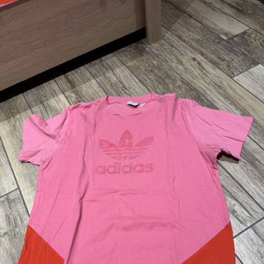 Adidas T-Shirt in Grösse 38