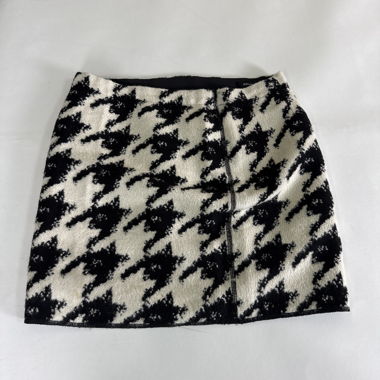 Black and White Patterned Skirt