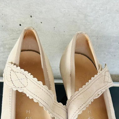 Absatzschuhe mit Klettverschluss