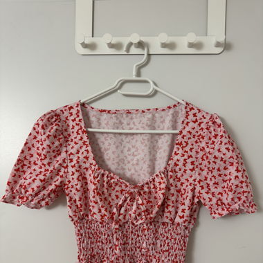 Butterfly top
