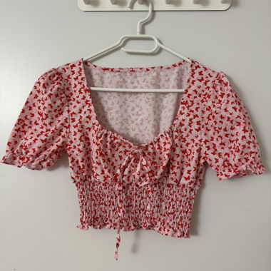 Butterfly top