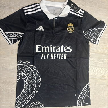 Real Madrid Dragon Trikot