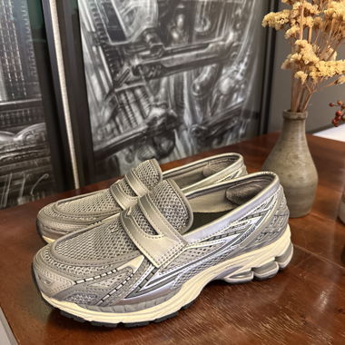 Chaussures slip-on New Balance 1906L Loafer