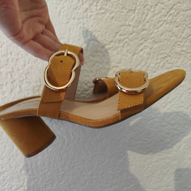 Schuhe Sandalen hoch