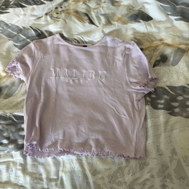Lila Malibu T-Shirt