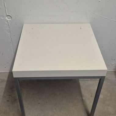 Mobile quadrato 50 x 50 x 50 cm, bianco e grigio.
