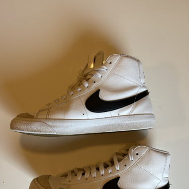 Nike Blazer Mid ‘77