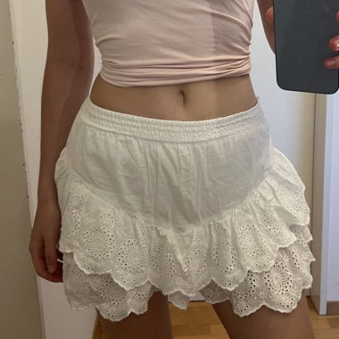 Skort mit Rüschchen