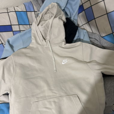 White Nike hoodie