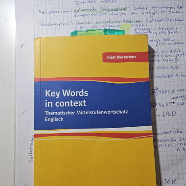 Key Words in Kontext 