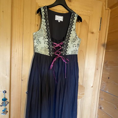Dirndl schwarz