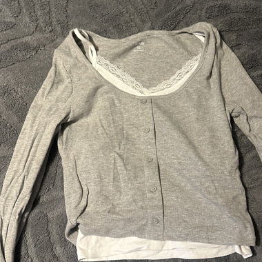 Spitzenpullover 