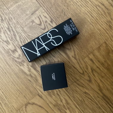 NARS Pure Radiant Light Reflecting Foundation