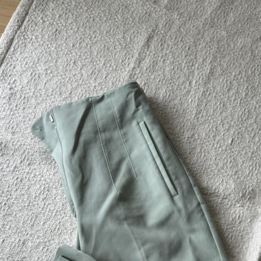 Türkise Hosen