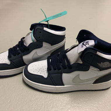 Sneakers size 38 - NEW