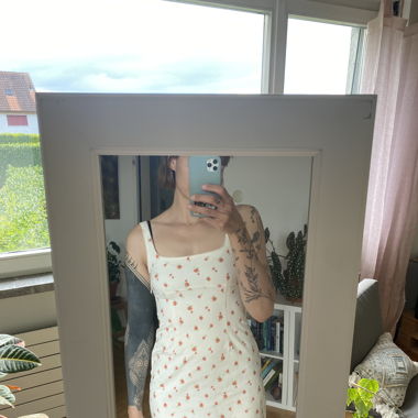 Kurzes Kleid