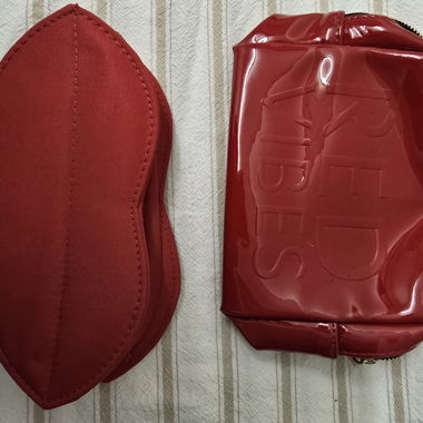 Makeup bag