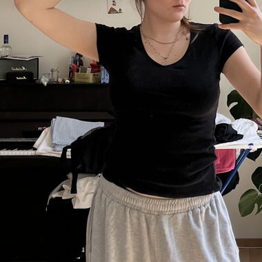 black t shirt