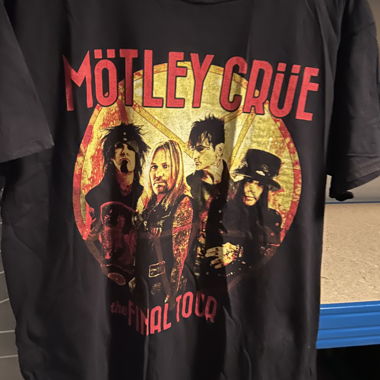 Mötley Crüe final tour merch