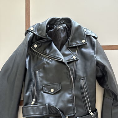 Zara Lederjacke