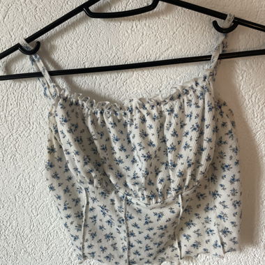 Cute small crop tops