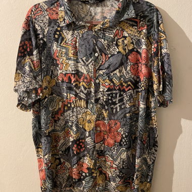 Kurzarm Hemd mit Blumen