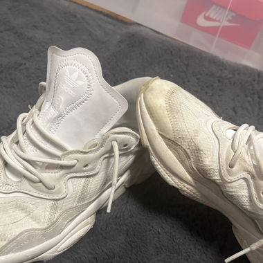 Chaussures adidas ozweego