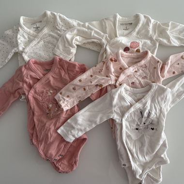 Pack of baby bodysuits