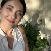 Vanessa02