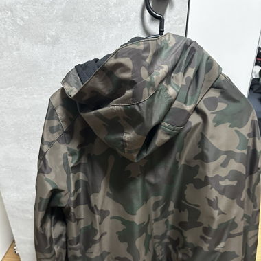 Tarnjacke