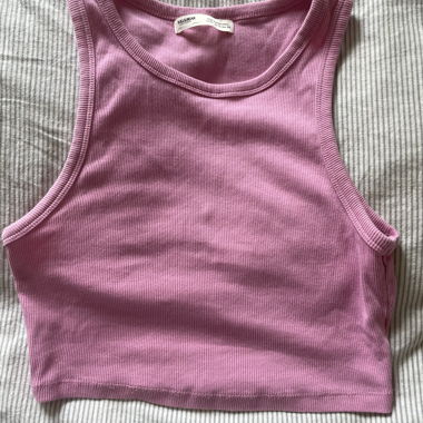 Top corto rosa