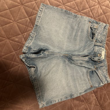 Denim-Shorts mit hohem Bund