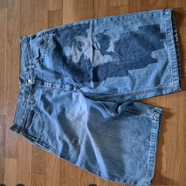 Tupac Baggy-Jorts