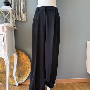 Zara Hose mit weitem Bein 38